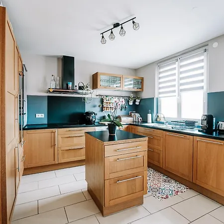 Lejlighed T3 Cosy Et Lumineux Avec Garage A 2 Pas Du Centre ! Nîmes